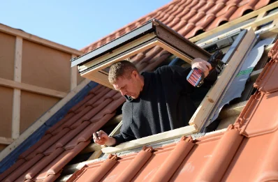 Pose de fenêtres de toit Velux à Garindein